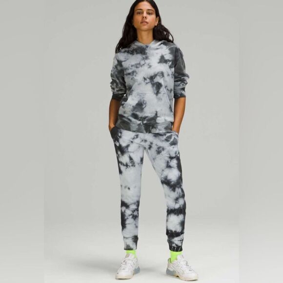 Lululemon Warm Down Jogger *Earth Dye
Earth Dye Stone - Picture 9 of 9